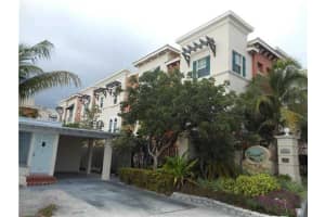 1033 NE 17th Way, Fort Lauderdale, FL 33304, Sold 03/13/13