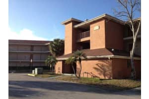 8425 NW 61st St, Tamarac, FL 33321, Sold 04/30/13