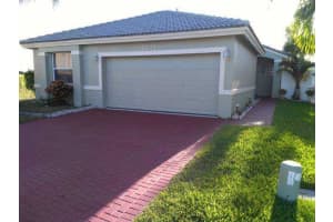 5871 W Grand Duke Cir, Tamarac, FL 33321, Sold 05/13/13