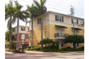 2223 NE 9th Ave, Wilton Manors, FL 33305, Sold 05/20/13