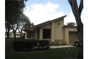 5227 Gate Lake Rd, Tamarac, FL 33319, Sold 12/02/13