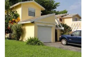 10600 La Placida Dr, Coral Springs, FL 33065, Sold 06/21/13