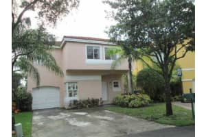 1507 E Lake Ct, Hollywood, FL 33020, Sold 10/31/13