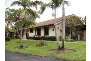 2220 Nova Village Dr, Davie, FL 33317, Sold 09/13/13