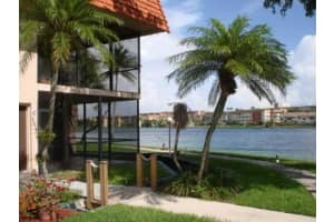 810 NE 199th St #104c, Miami, FL 33179, Sold 08/29/13