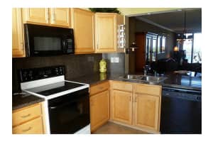 521 N Riverside Dr, Pompano Beach, FL 33062, Sold 04/29/14
