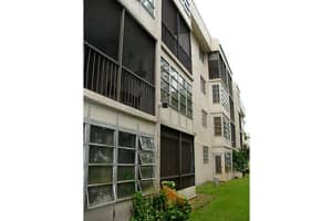 2571 Aragon Blvd, Sunrise, FL 33322, Sold 09/27/13