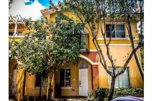 1007 N Santa Catalina Cir, North Lauderdale, FL 33068, Sold 11/20/13