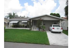 5721 NW 72nd Ave, Tamarac, FL 33321, Sold 04/28/14