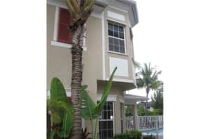 1852 N Dixie Hwy, Fort Lauderdale, FL 33305, Sold 09/27/13