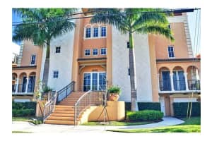 1424 SE 12th St #2a, Fort Lauderdale, FL 33316, Sold 12/30/13
