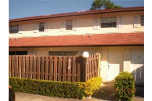 210 Cypress Wy, Palm Springs, FL 33406, Sold 01/24/14