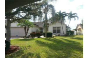 4722 NW 75th Pl, Pompano Beach, FL 33073, Sold 12/19/13