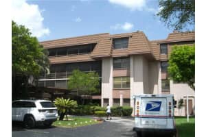 665 NE 195th St, North Miami Beach, FL 33179, Sold 01/15/14