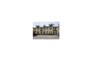 1271 SE 27th St, Homestead, FL 33035, Sold 03/10/14