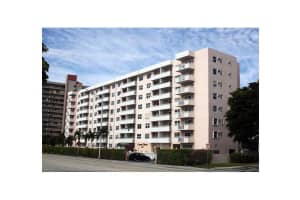 3201 NE 14th St, Pompano Beach, FL 33062, Sold 10/08/14