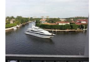 390 N Federal Hwy, Deerfield Beach, FL 33441, Sold 10/01/14