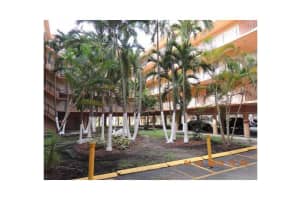 1910 W 56th St, Hialeah, FL 33012, Sold 02/17/14