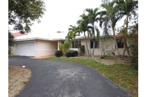 9113 NW 53rd St, Coral Springs, FL 33067, Sold 01/30/14