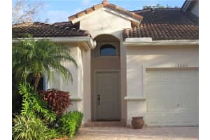 13063 NW 8th St, Pembroke Pines, FL 33028, Sold 04/10/14