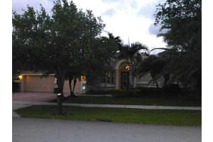 12821 Country Glen Dr, Cooper City, FL 33330, Sold 05/15/14