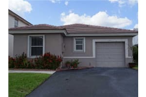 6879 NW 69th Ct, Tamarac, FL 33321, Sold 07/11/14