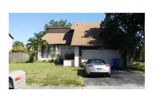 9446 NW 46th Ct, Sunrise, FL 33351, Sold 07/11/14
