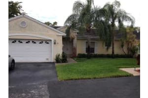 9541 NW 9th Ct, Plantation, FL 33324, Sold 06/06/14