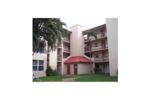 9421 Evergreen Pl 403, Davie