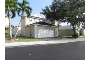 124 W Riverbend Dr, Sunrise, FL 33326, Sold 07/09/14