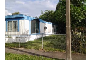 13520 SW 7th Pl, Davie, FL 33325, Sold 07/07/14