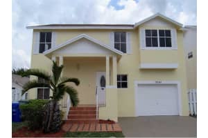10241 NW 3rd St, Pembroke Pines, FL 33026, Sold 07/11/14