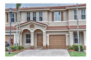256 Riverwalk Cir, Sunrise, FL 33326, Sold 08/28/14