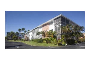 25 SE 13th St, Boca Raton, FL 33432, Sold 08/08/14