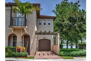 6869 Julia Gardens Dr, Coconut Creek, FL 33073, Sold 08/01/14