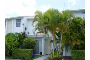 805 Crystal Lake Dr, Pompano Beach, FL 33064, Sold 09/05/14