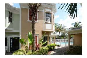 1852 N Dixie Hwy, Fort Lauderdale, FL 33305, Sold 08/28/14