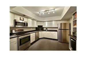 2500 E Las Olas Blvd, Fort Lauderdale, FL 33301, Sold 09/17/14