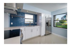 896 N Federal Hwy APT 124, Lake Worth, FL 33462, Sold 01/08/16