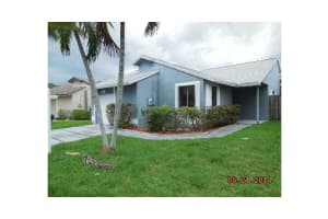 930 SW 111th Ave, Pembroke Pines, FL 33025, Sold 11/21/14