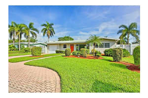 3241 Fiesta Way, Pompano Beach, FL 33062, Sold 04/30/15