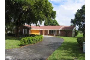2440 SW 85th Terrace, Davie, FL 33324, Sold 04/24/15