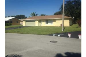 9511 NW 67th St, Tamarac, FL 33321, Sold 02/20/15