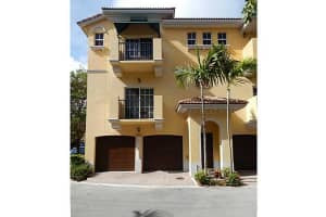 2528 SW 14th Ave, Fort Lauderdale, FL 33315, Sold 02/25/15