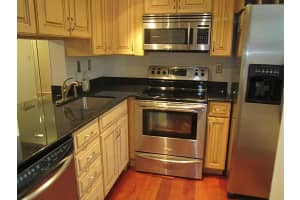 2741 S Oakland Forest Dr, Oakland Park, FL 33309, Sold 02/20/15