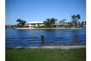 3012 NE 22nd St, Fort Lauderdale, FL 33305, Sold 04/27/16