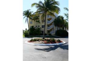 230 N Federal Hwy, Deerfield Beach, FL 33441, Sold 04/17/15