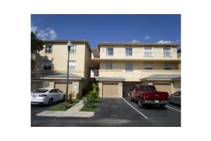 2040 Greenview Shores Blvd, Wellington, FL 33414, Sold 08/28/15