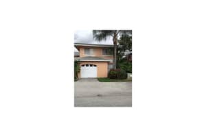 3243 NW 44th St, Oakland Park, FL 33309, Sold 05/15/15