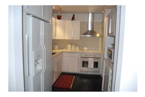 3375 N Country Club Dr, Miami, FL 33180, Sold 04/29/15